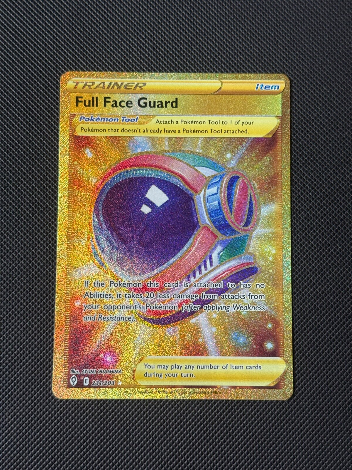 Full Face Guard 231/203 Secret Rare Pokémon Card Evolving Skies NM0