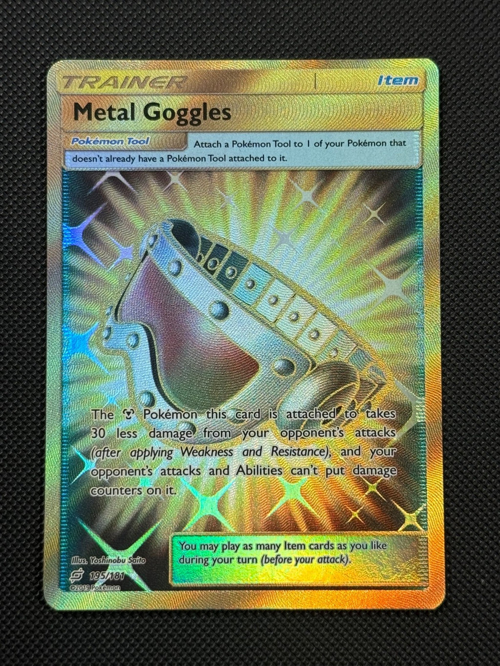 Metal Goggles 195/181 SECRET Pokémon Card Sun & Moon Team Up Gold Rare0