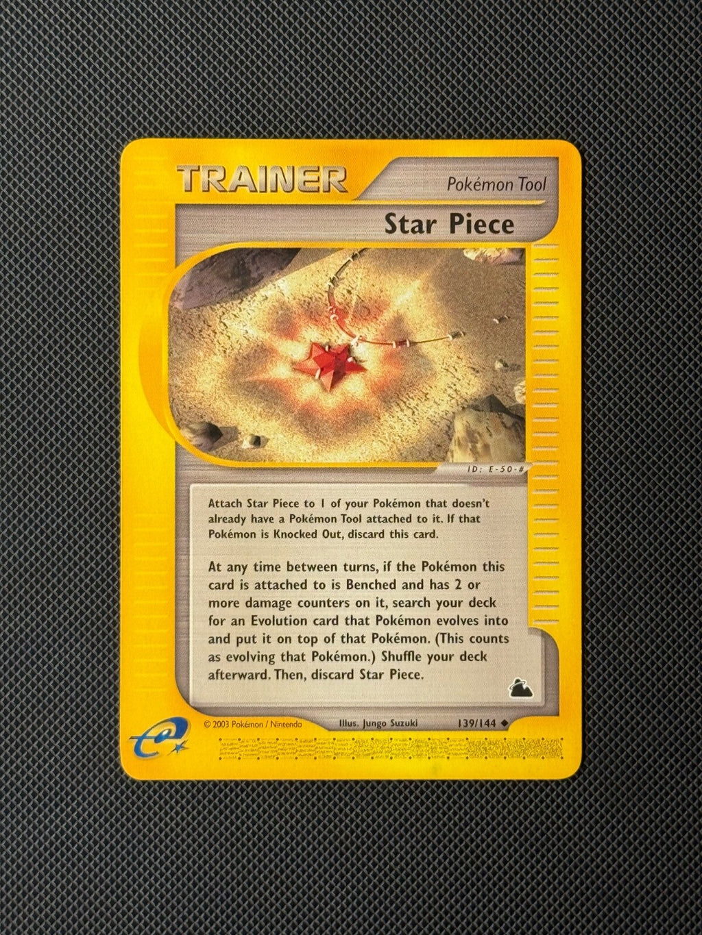 Star Piece 139/144 Pokémon Card Skyridge Uncommon WOTC NM0