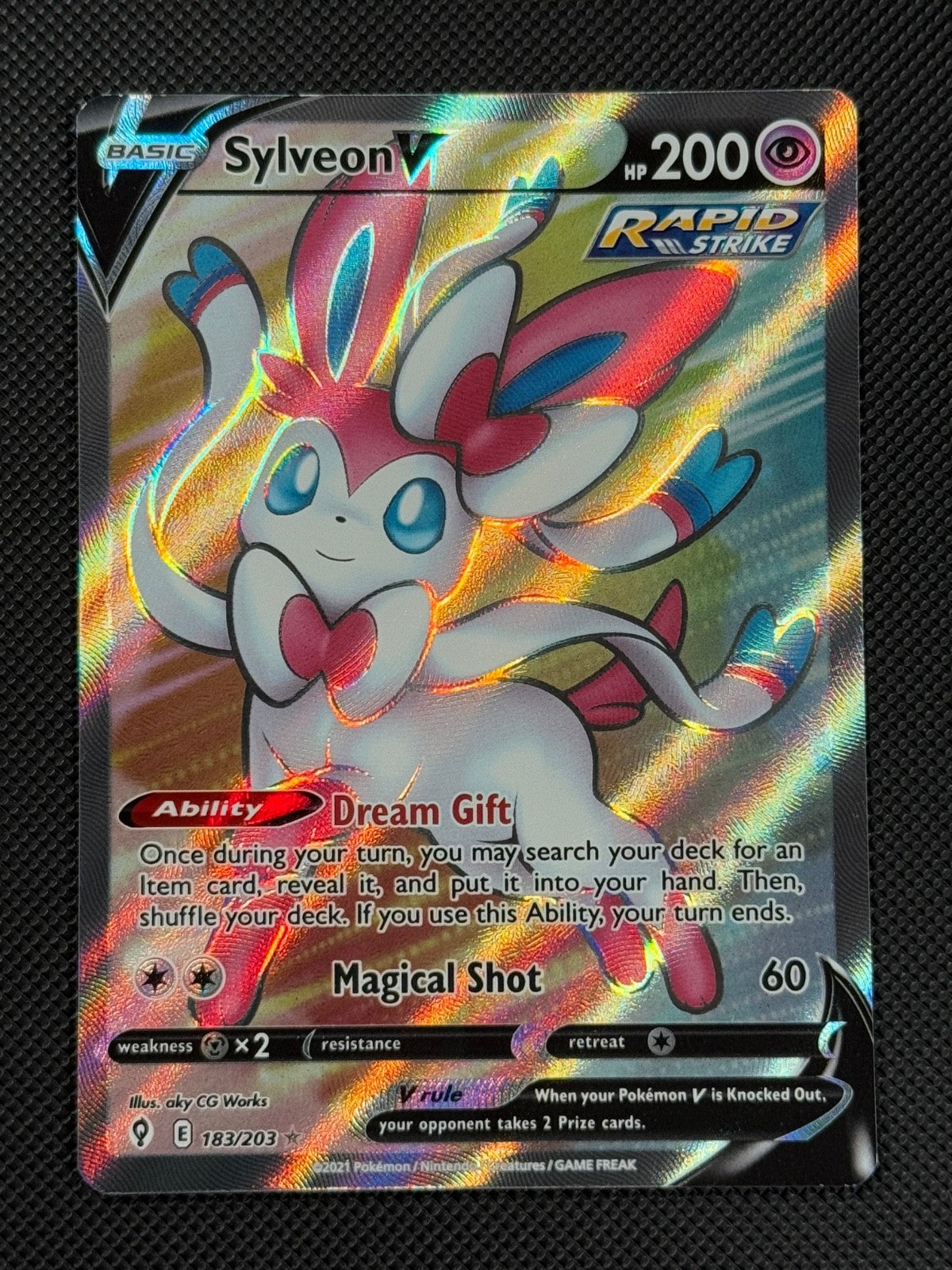 Sylveon V 183/203 FULL ART Pokémon Card SWSH Evolving Skies Holo Rare0