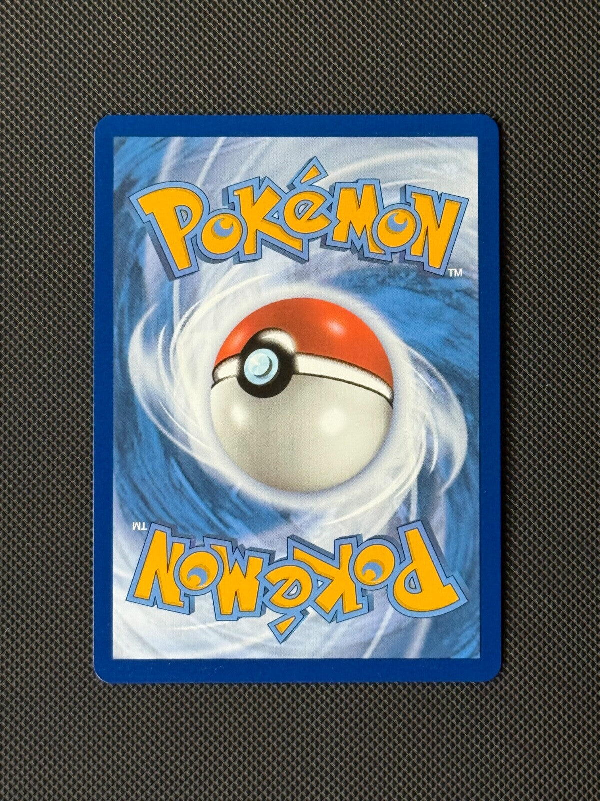 Leafy Camo Poncho 214/195 Secret Pokémon Card Swsh12: Silver Tempest Holo NM3