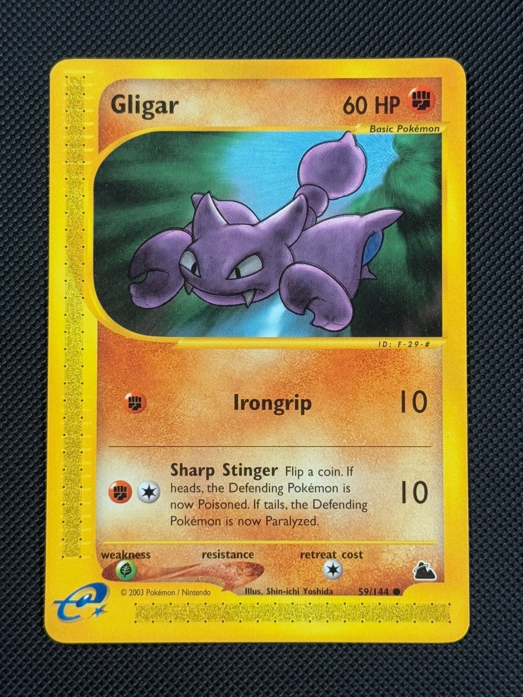 Gligar 59/144 REGULAR Pokémon Card WOTC Skyridge Common0