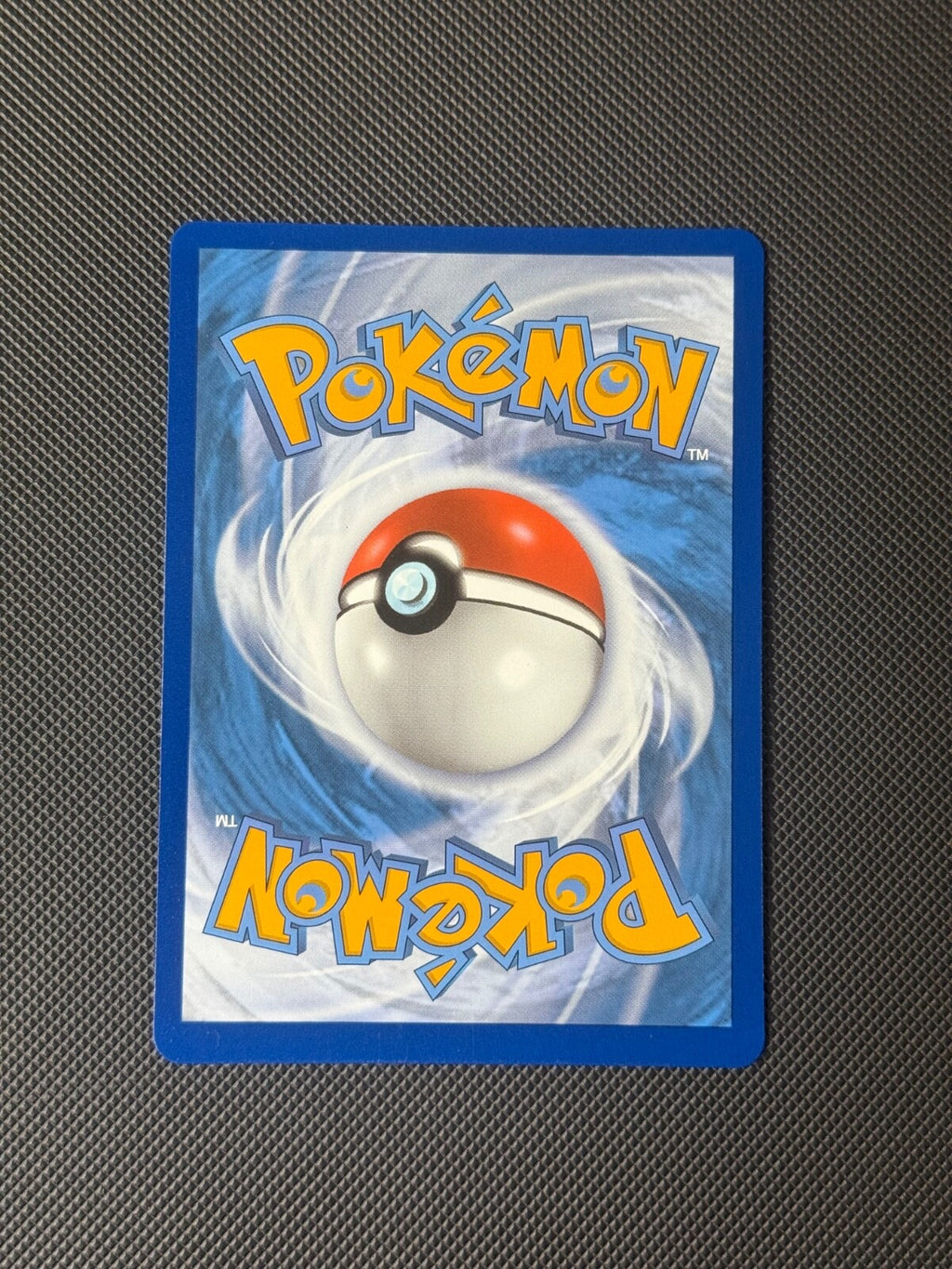 Gordie 223/203 Rainbow Rare Pokémon Card Evolving Skies NM2