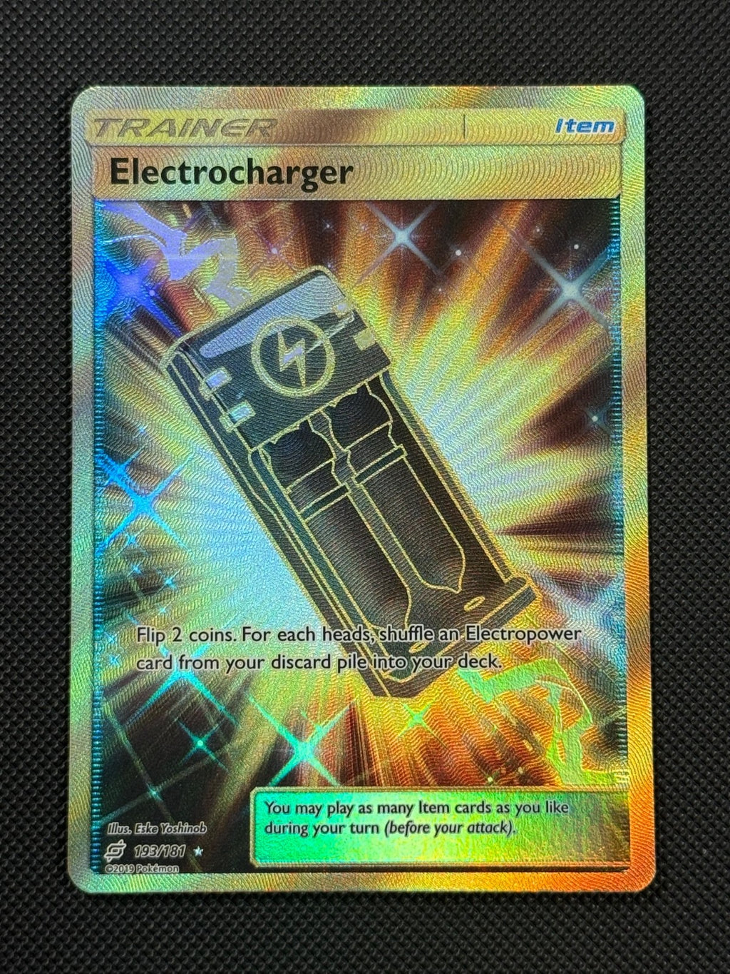 Electrocharger 193/181 SECRET Pokémon Card Sun & Moon Team Up Gold Rare0