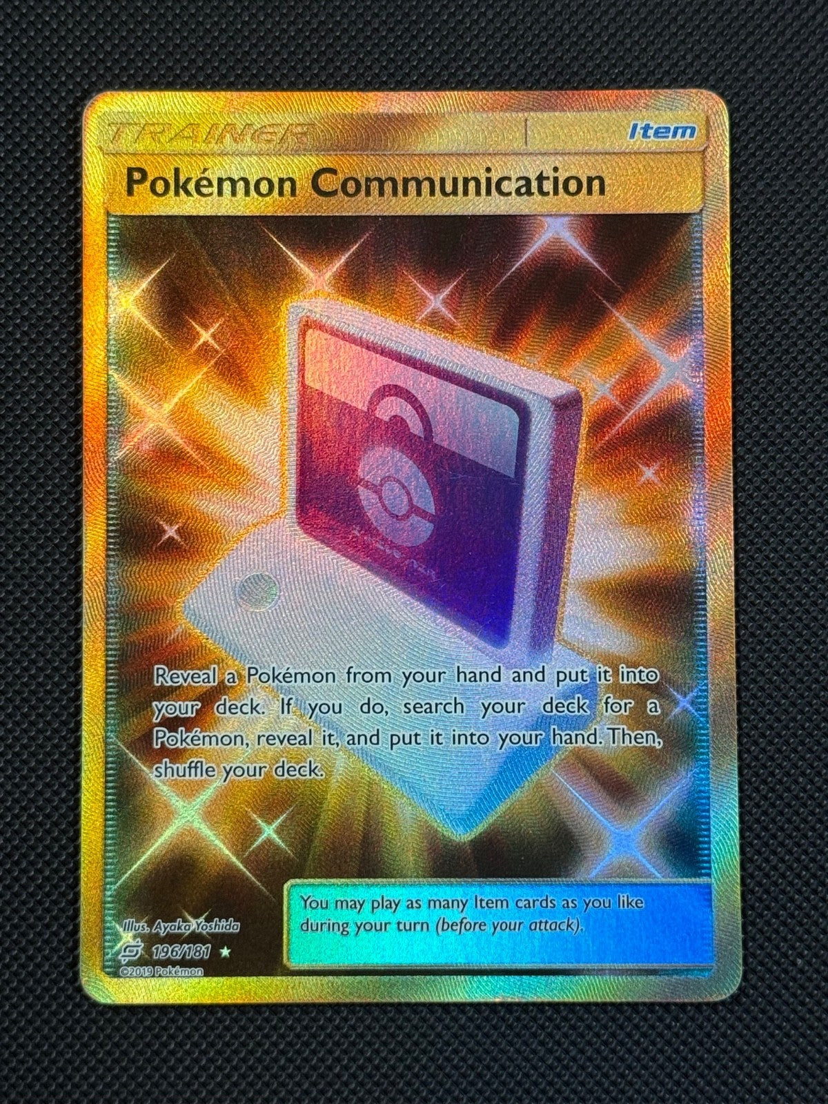 Pokémon Communication 196/181 SECRET Pokémon Card Sun & Moon Team Up Gold Rare0